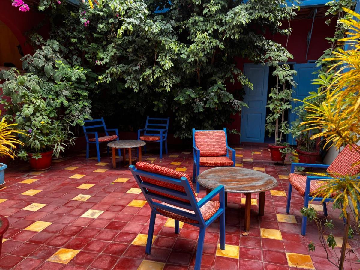 Flyfishes Hotel Saint-Louis Extérieur photo